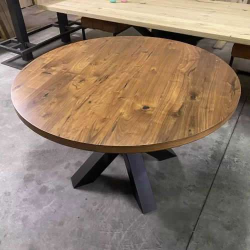 Rond noten tafelblad